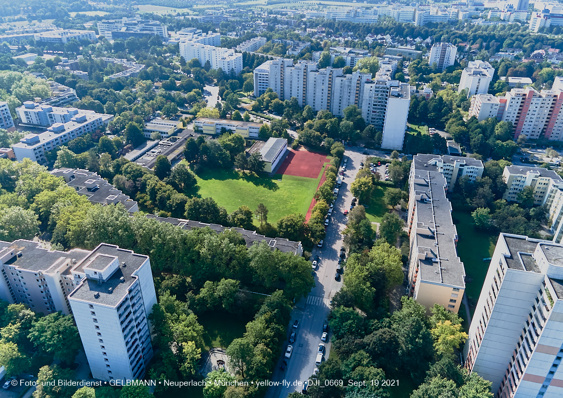 19.09.2021 - Wohnanlage Annette-Kolb-Anger und Umgebung in Neuperlach 
